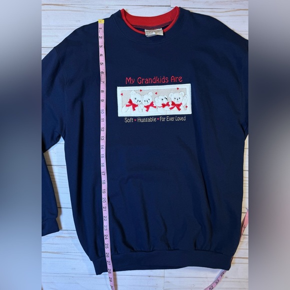 Vintage Grandma Crewneck Navy/Red Sweatshirt Size Large “My Grandkids Are…” - Picture 9 of 9